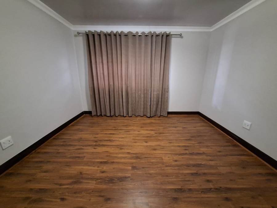 4 Bedroom Property for Sale in Park West Free State